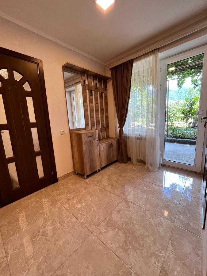Green Park Guest House Dilijan Esterno foto