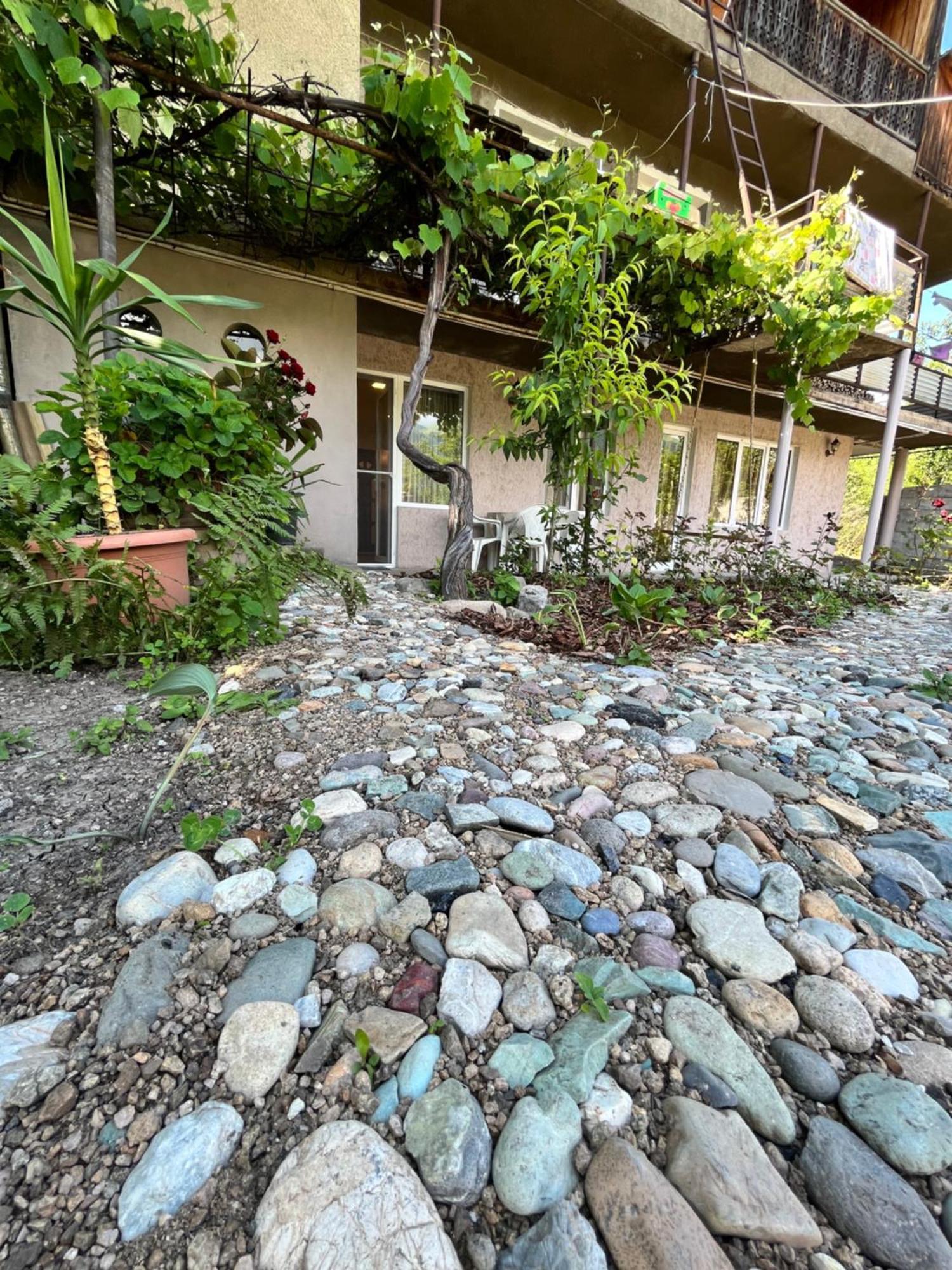 Green Park Guest House Dilijan Esterno foto
