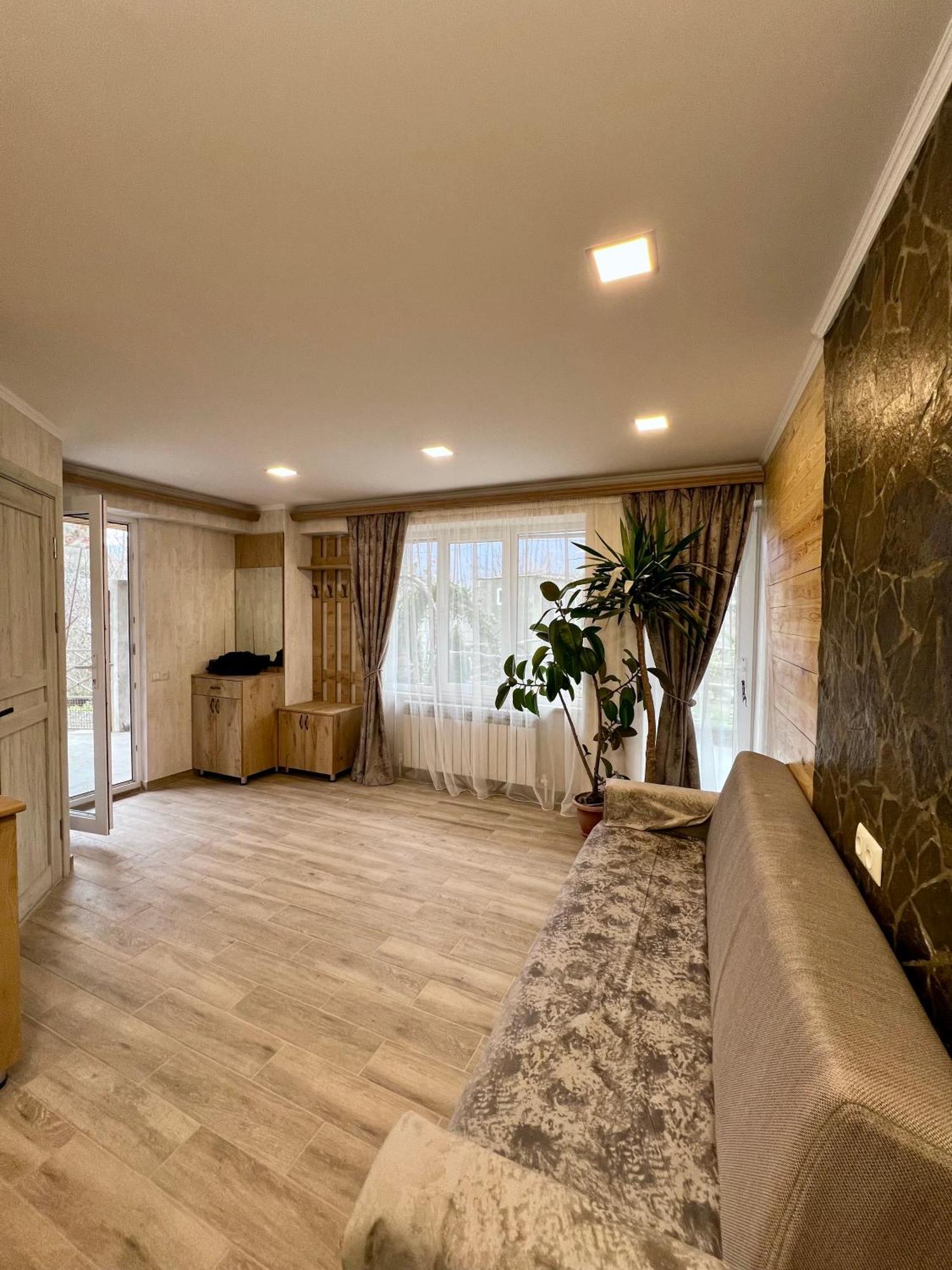 Green Park Guest House Dilijan Esterno foto